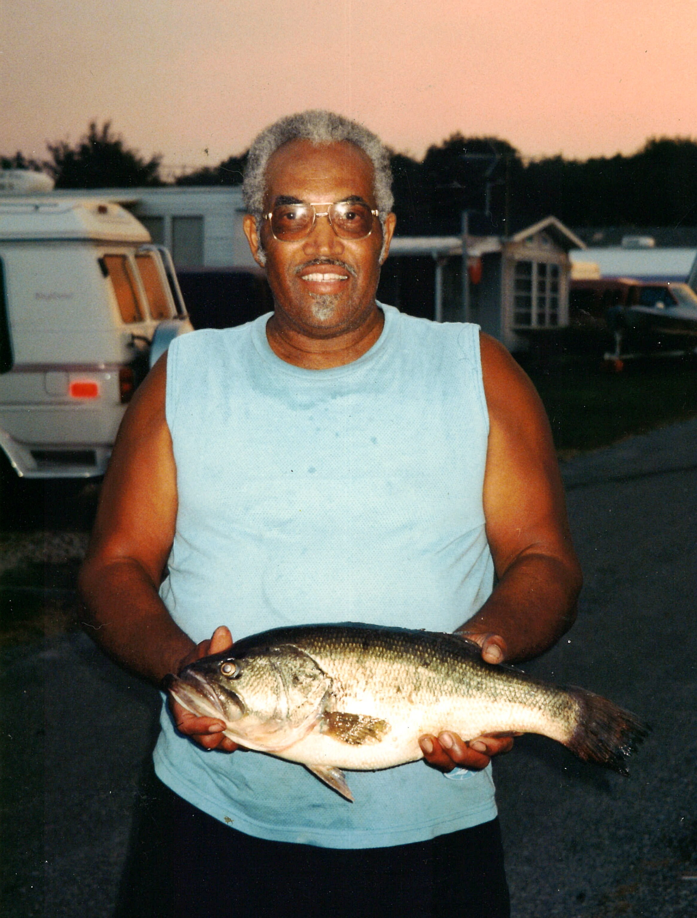 Robert Clemons, Sr. 